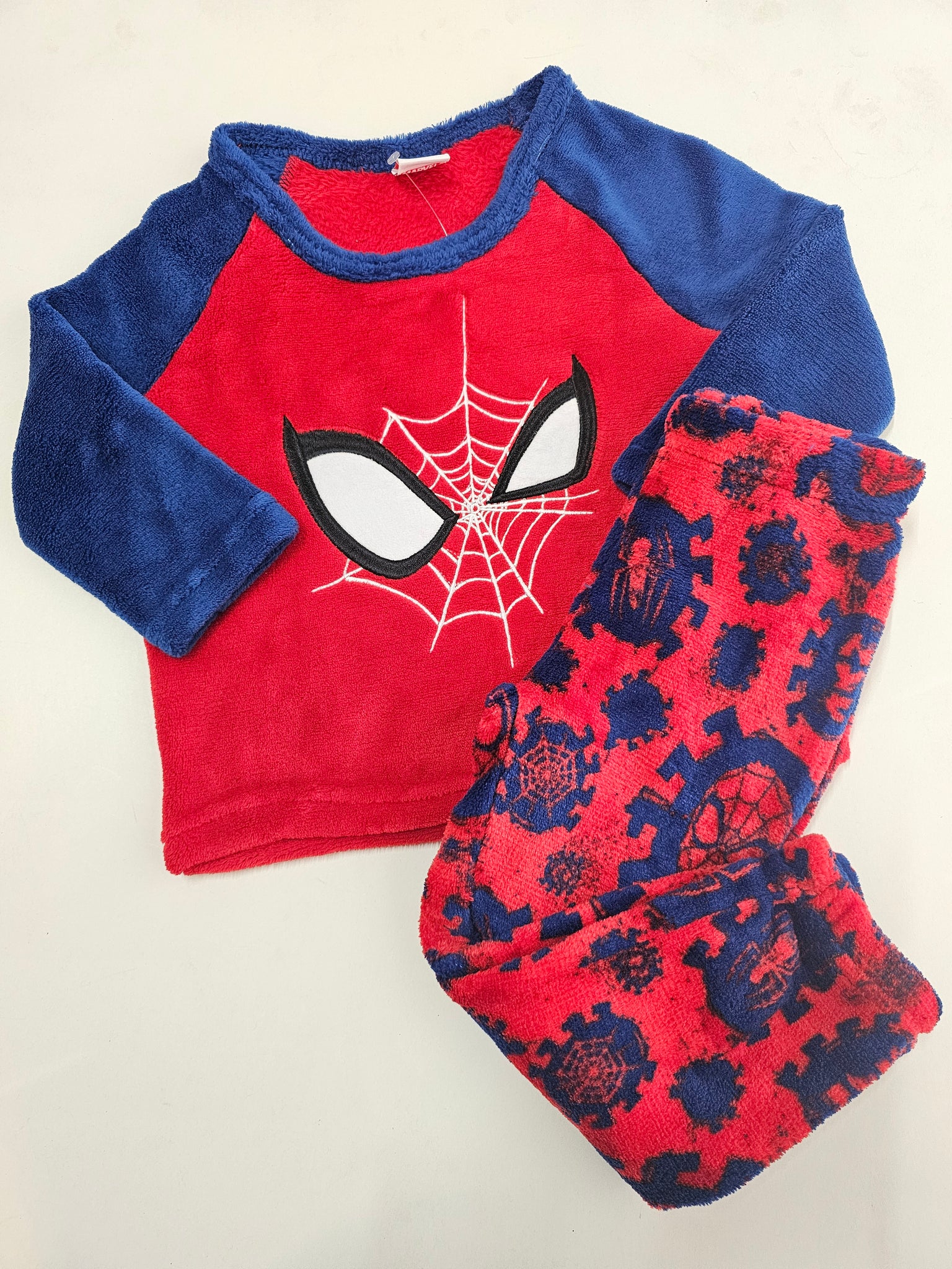 Conjunto Plush Spiderman