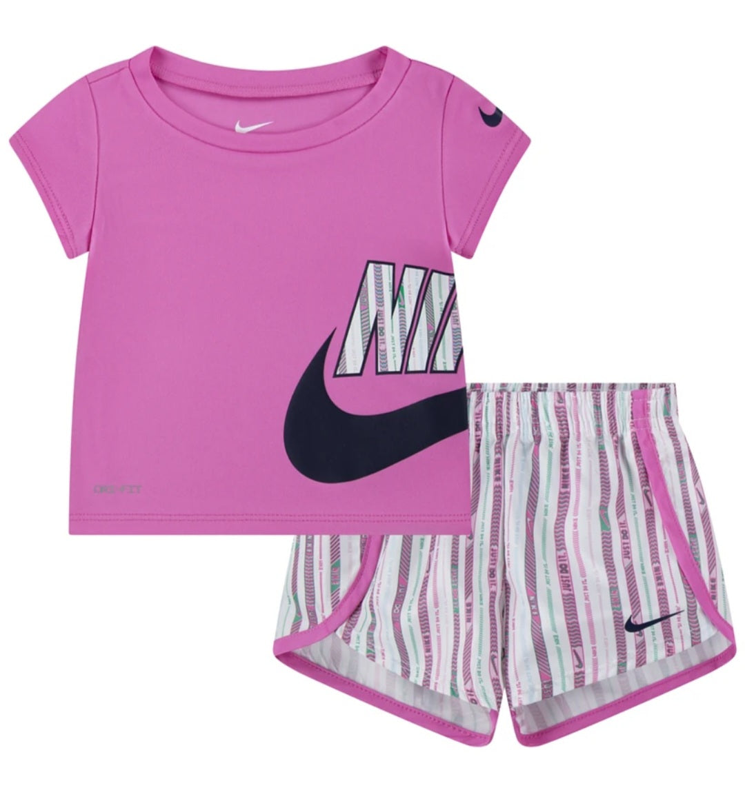 Conjunto Nike Rosa DriFit